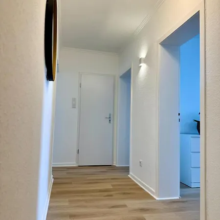 Wohlfuehlen In 5-zimmern - Design - Naehe Cng & Df Schwelm